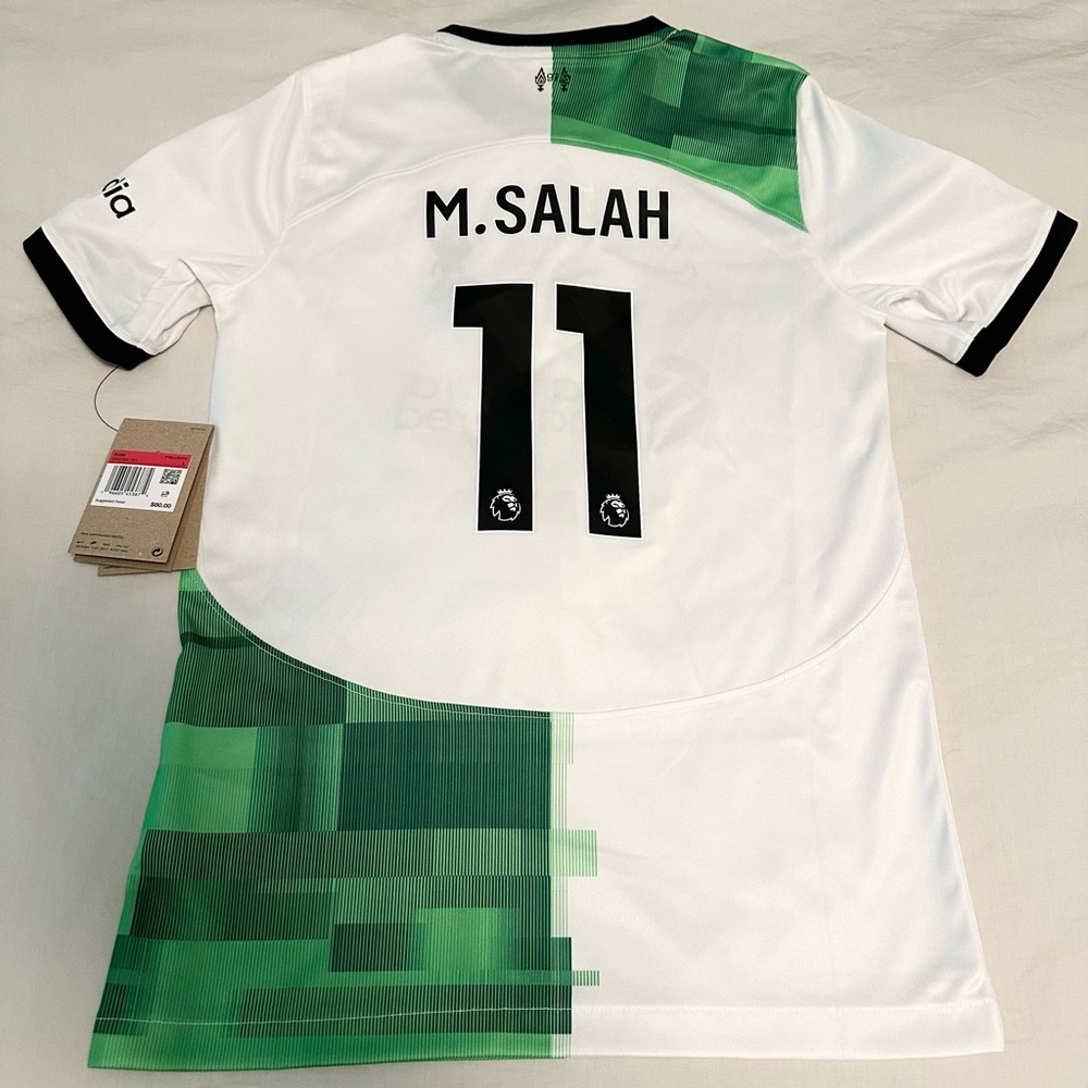 Brand new Kids Large Liverpool Jersey M. Salah